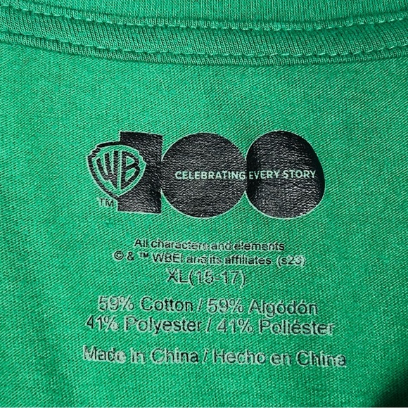 Bugs Bunny as Buddy The Elf Green Short Sleeve Pocketed T-shirt Juniors XL 15-17 - Picture 10 of 11